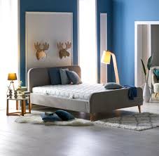 In der größe 160 x 200 cm ist der matratzenschoner passend für jede matratze in standardgröße. Bettgestell Egedal 160x200 Hellgrau Danisches Bettenlager