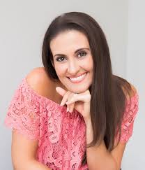 Natalie Leon's Instagram, Twitter & Facebook