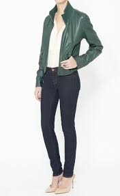 Pin De Nancy Murillo Sajdak En For The Wife Signature Pieces Chaqueta De Cuero Chaquetas Estilo