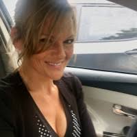 Kimberly Rallo's Instagram, Twitter & Facebook