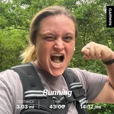 That was heavy!! Hill reps with a 10kg weighted vest!! 🥵🥵🥵🥵