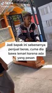 Seorang pengamat di q berada diantara dua tebing, membunyikan sebuah kentongan dan mendengar beda pantulan bunyi pertam … a dalam waktu 1,5 sekon. Kisah Haru Penjual Lemari Viral Ditolak Pelanggan Sedih Banget Gaes