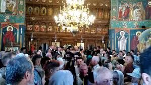 Manastirea mihai voda este o replica a manastirii omonime din bucuresti. Turdanews MÄnÄstirea Mihai VodÄ Din Turda VizitatÄ La Ceas Aniversar De Sute De CredincioÈi