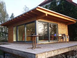 Holzrahmenbau Tu Holzbau Meister Zimmerei Fur Gutersloh Bielefeld Und Holzrahmenbau Gartenhaus Mit Terrasse Moderne Hutten