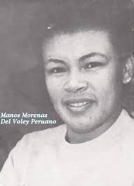 SONIA HEREDIA LA MEJOR RECEPTORA DE LA COPA JAPÓN 87 Sonia Heredia jugadora  opuesta 1 : 73 mt de estatura nació en la ciudad de Lima el 26 de noviembre  de 1963.