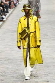 Louis Vuitton Menswear Spring 2020 Look 27 High Fashion Men Mens Outfits Mens Fashion