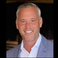 Dustin Dittmer's Instagram, Twitter & Facebook