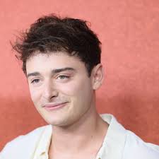 Noah Schnapp Breaks Silence