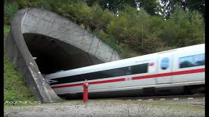 Ic zug, schnelle züge mit doppelstock ic2. Superfast Trains Zug Am Ice Tunnel Von Frankfurt Koln Youtube