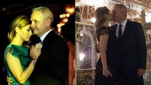 Una dintre fotografii îl arată pe liviu dragnea îmbrăcat în haine de deţinut, aluzie la condamnarea în primă instanţă la trei ani şi şase luni cu executare. Liviu Dragnea TÄƒtic Irina TÄƒnase Este InsÄƒrcinatÄƒ Stirescu Ro