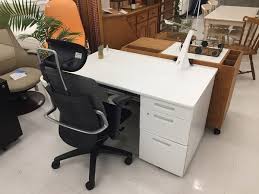 オフィス家具展示中 Kokuyo 袖机 ホワイトボード ブックラックもございます トレファクマーケット千葉おゆみ野店 2019年12月24日