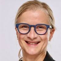 Simone Mccormick's Instagram, Twitter & Facebook