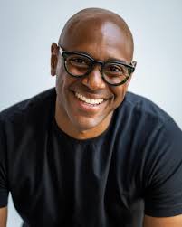 Blank Canvas (Curta 2017)