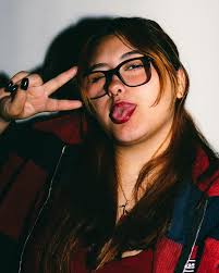 Jocelyn Valentin's Instagram, Twitter & Facebook