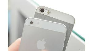 Iphone 5s And 5c Cases Leak Look A Lot Like Iphones Whistleout