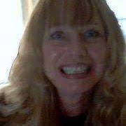 Terri Toth's Instagram, Twitter & Facebook