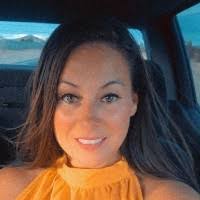 Amanda Eastridge's Instagram, Twitter & Facebook