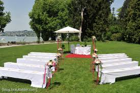 Der Hochzeitsfotograf In Der Schweiz Heiraten Im Garten Von Schloss Au Auf Der Halbinsel Am Zurichsee Www Der Hochzeits Fotograf De Blog Brautbilder Com