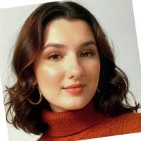 Abby Marsh's Instagram, Twitter & Facebook