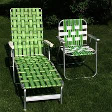 Vintage Green Webbed Web Cushion Aluminum Folding Chaise Lounge Lawn Chair Set Lawn Chairs Backyard Chairs Folding Beach Chair