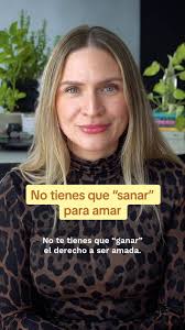 Sí creo que es necesario tener cierto nivel de “autoconsciencia” para poder  discernir entre un “buen amor” y uno “malo”, pero de ninguna manera creo  que tengamos que ser “perfectas” para vivir la ...