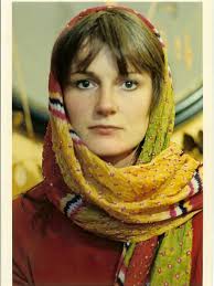 Amanda Fielding's Instagram, Twitter & Facebook