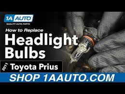 How To Replace Headlight Bulbs 10 15 Toyota Prius