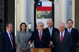 El ex juez español baltasar garzón, la comisión chilena de derechos humanos (chdh), la asociación americana de juristas (aaj) y el centro di ricerca ed elaborazione per la democrazia (cred), enviaron hoy un escrito a la fiscal general de la corte penal internacional (cpi), la abogada fatou bensouda. Pinera Y Ex Presidentes Dan Vuelta La Pagina Por La Haya Diario Financiero