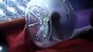 Kamu bisa menemukan penjual botol minum viral dari seluruh indonesia yang terdekat dari lokasi & wilayah kamu sekarang. Heboh Warga Palembang Tangkap Tuyul Emas Dimasukkan Ke Dalam Botol