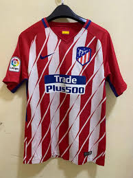 A fixture at the highest levels of spanish soccer, and a consistent presence near the finals of the champions league, there's never been a better time to be a fan of atletico madrid! Nike Atletico Madrid Home 2017 18 Stadium Soccer Jersey Sports Athletic Sports Clothing On Carousell