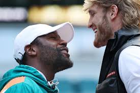 Online fight videos and photos. Logan Paul Vs Floyd Mayweather Odds More Bettors Are Actually Wagering On The Youtube Star