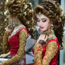 The hairstyle works great for lob length hair to medium length hair. 20 Best Indian Wedding Hairstyles For Long Hair To Shine Sheideas
