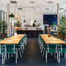 Cafes Und Kaffee In Berlin Berlin Creme Guides Deutsche Kuche Berlin Restaurant Cafe Restaurant