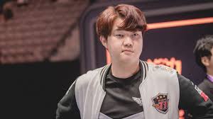 Huni's top lucian has been a pocket pick for msi by kyeongbeom its kim of invenglobal at lck summer. Getting Real With Skt Huni I Ve Improved A Lot As A Person And Professionally