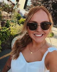 Mariah Oakes (@mariahshaye) • Instagram photos and videos