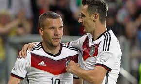 A festa começou no aeroporto de berlim. Se Cuida Ronaldo Klose Se Torna Maior Artilheiro Da Selecao Alema Nd