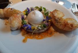 Restaurant 't zilte kreeg een score van 18/20 in gaultmillau 2011 en in gaultmillau 2012 en is het enige antwerpse restaurant met 2 michelin sterren. Loznkbm4ivv7bm