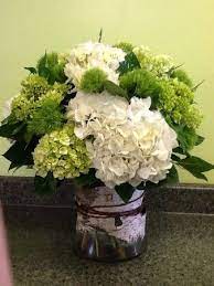 Flowers For St Patrick S Day Weston Redding Easton Ct Patch Flower Arrangements St Patrick S Day Decorations St Patrick S Day