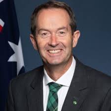 Jessica Whyte (@j_e_s_s_whyte)