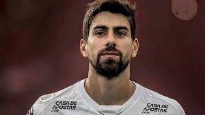 Luan peres petroni , known as luan peres, is a brazilian footballer who plays as a central defender or left back for santos, on loan from brazilian footballer. Pilar Defensivo Luan Peres E Aposta Do Santos Na Libertadores