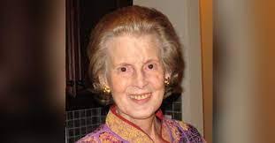 Kelley Hull's Instagram, Twitter & Facebook