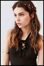 Aufwendige Frisuren 2018 Frisuren 90er Frisuren Mittelalterliche Frisuren