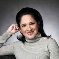 Susana A Mendoza Was Sworn In As City Clerk Of Chicago On May 16 2011 She Is The First Woman Ever Elected To T Chicago Pride Positive Role Model Role Models