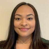 Kim Allender's Instagram, Twitter & Facebook