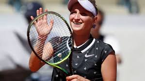 Gadā international kategorijas turnīrā bīlē, finālā apspēlējot igaunijas tenisisti aneti kontaveitu. French Open Tahle Bitva Bude Bavit Vondrousova Ma Uzasny Cit Marticovou Potrapi Hlasi Wilander Aktualne Cz