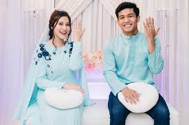 Karangan surat tidak rasmi tahun 5. Eyra Hazali Tiada Kata Gambarkan Perasaan Jadi Tunangan Muhammad Haziq Hiburan Mstar