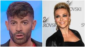 L'opinionista di uomini e gianni sperti: Paola Barale E Gianni Sperti La Verita Sul Divorzio Lui Voleva Figli Ma