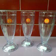 Selain itu, kamu juga bisa cek harga terbaru gelas lusin dan diurutkan dari harga yang termurah! Suka Minum Jus 5 Gelas Unik Ini Bisa Bikin Sensasi Minum Jus Makin Asyik Lho