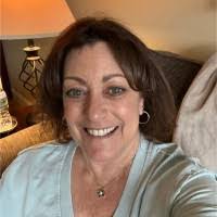 Susan Marinelli's Instagram, Twitter & Facebook