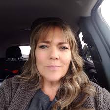 Can I use apricot skins to thicken jam?